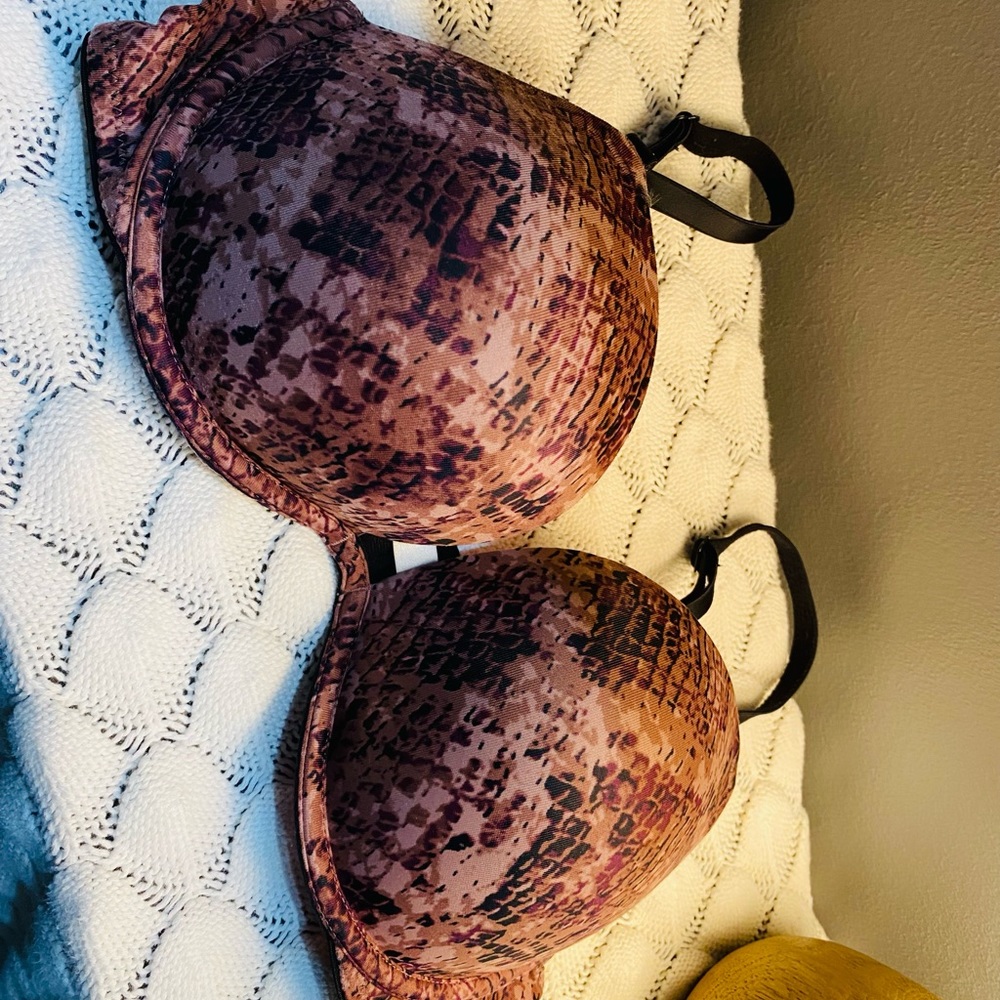 PINK Super Push-Up Bra (Snake Print)